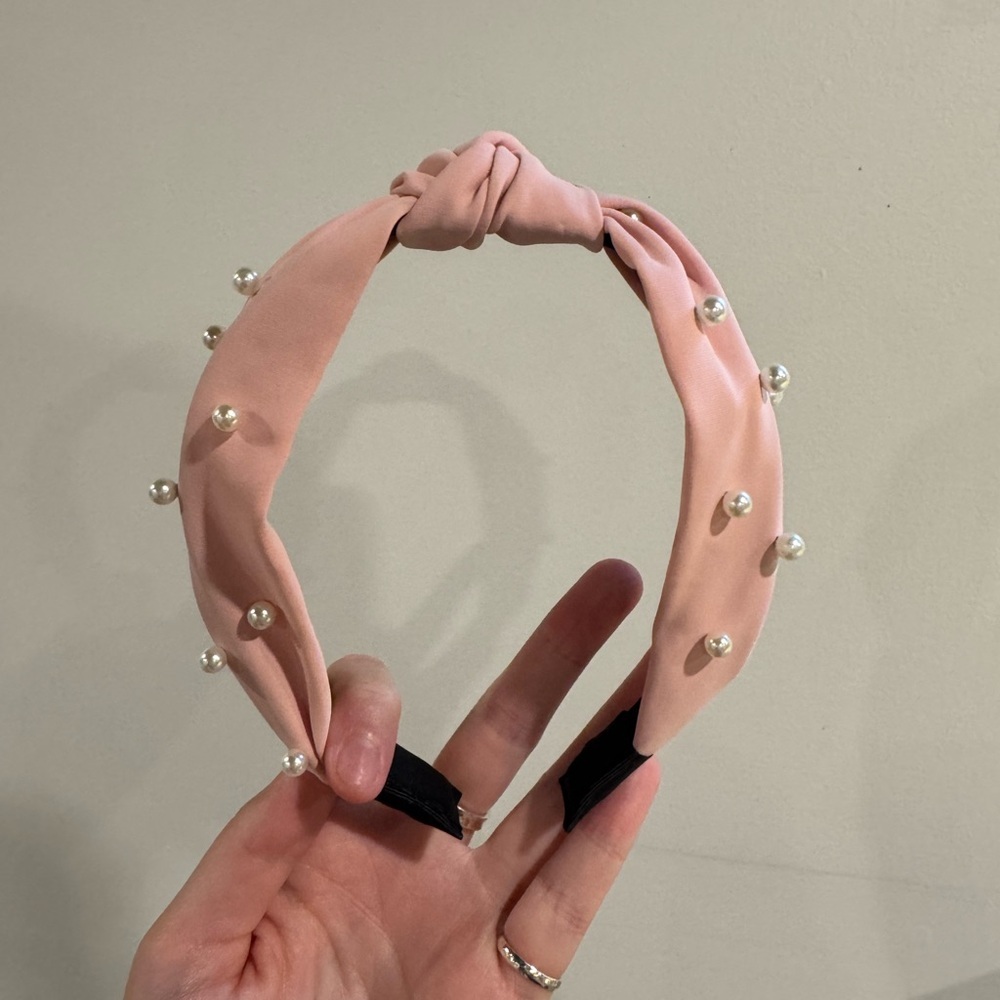 Elegant Pink Pearl-Embellished Headband